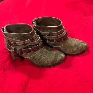 Naughty Monkey boots